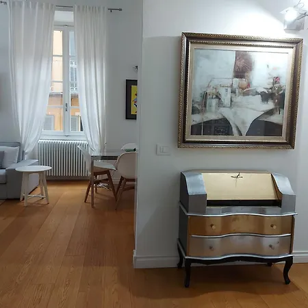 Piazza San Rocco Art Apartment Verbania